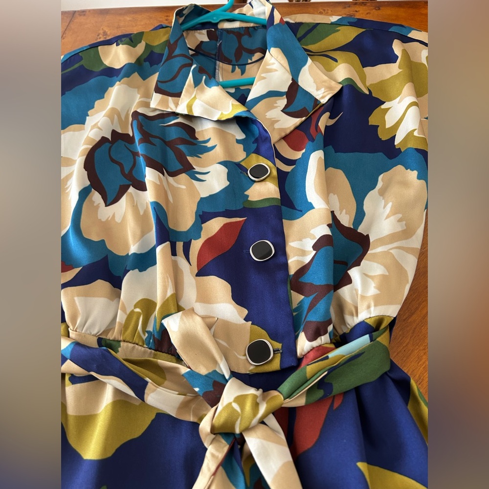 Zara women blue multicolored floral print short sleeve belted jumpsuit .